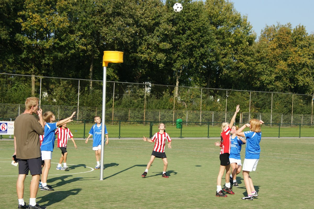 Korfbal D2  1 oktober-17.JPG